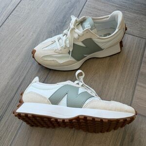 Women’s 327 New Balance Cream and Green Athletic Shoes sneakers ws327ftb